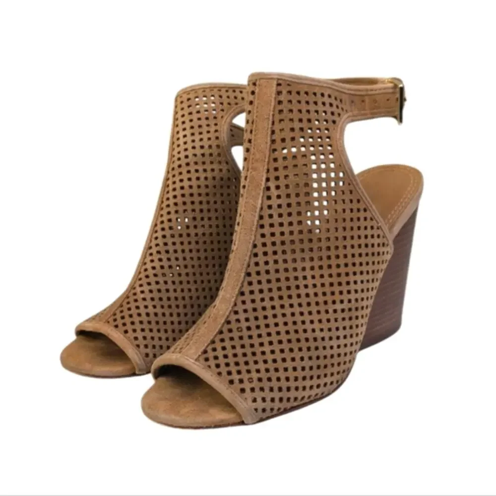 Tory Burch Jesse Block Heel Booties GUC $368 Size 8M    S3370